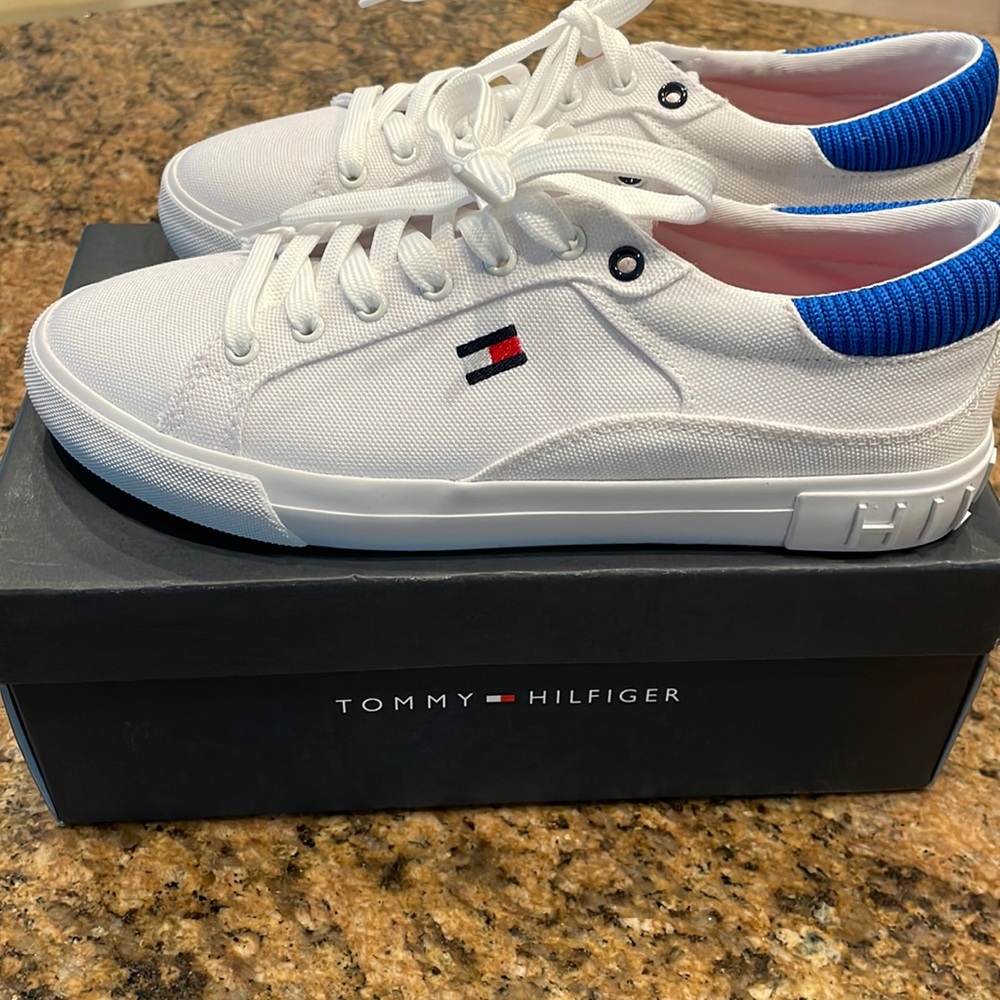 Brand new classic white Tommy Hilger shoes
